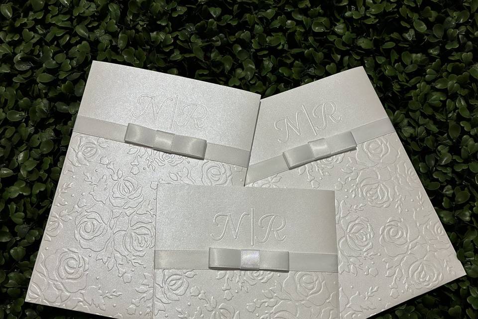 Convite com relevo