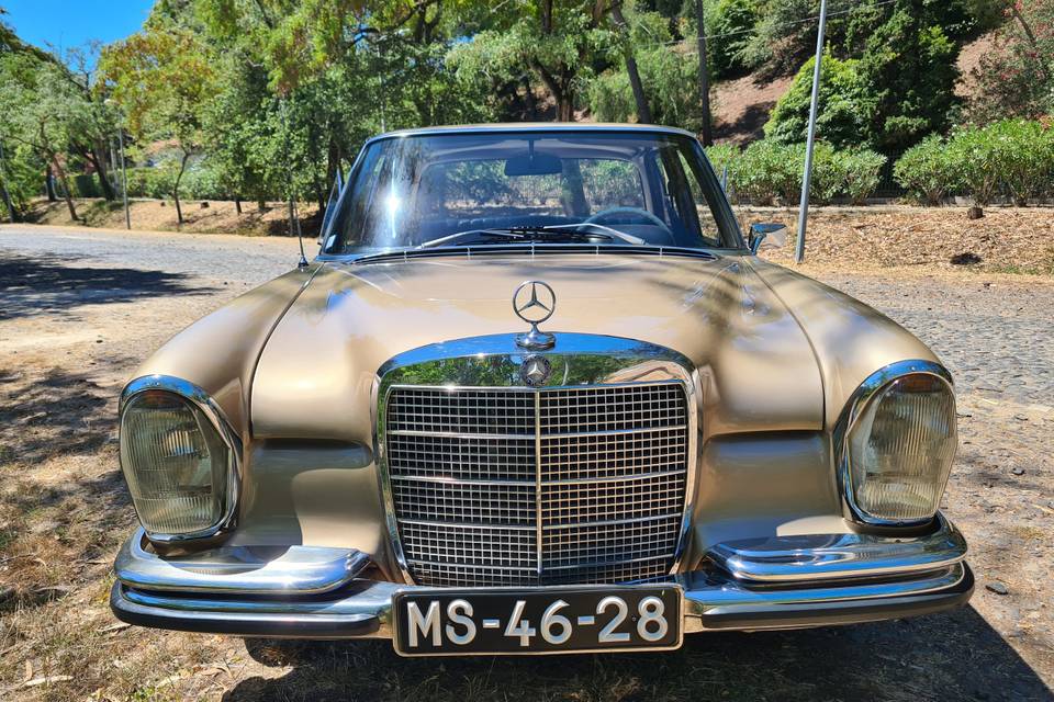 Mercedes 280SE