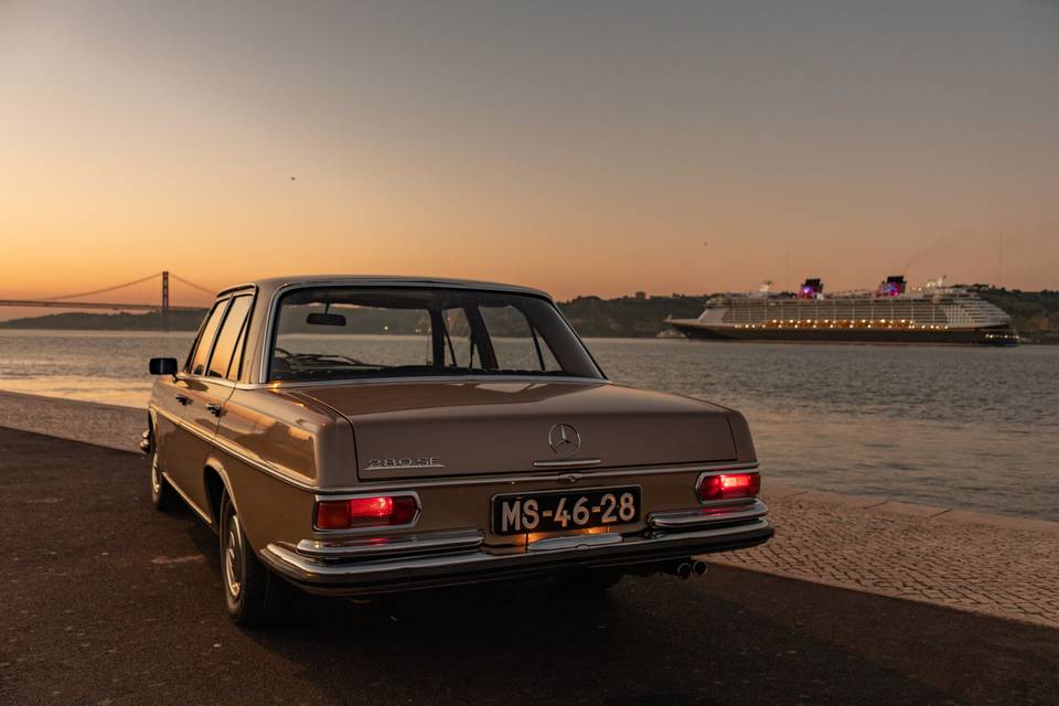 Mercedes 280SE