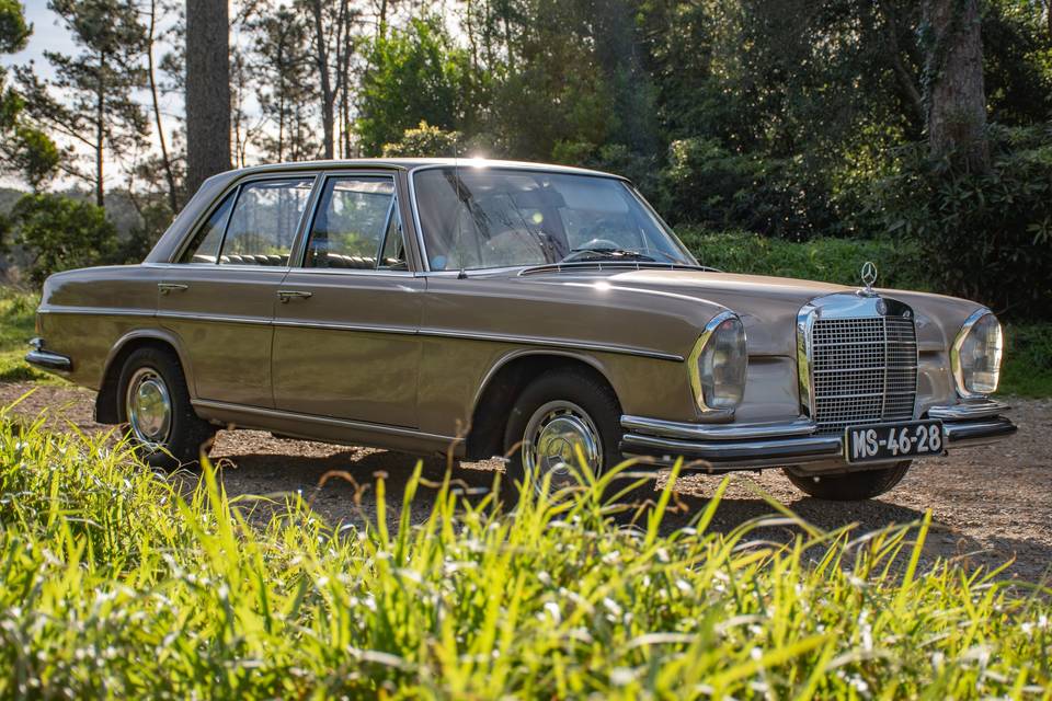 Mercedes 280SE