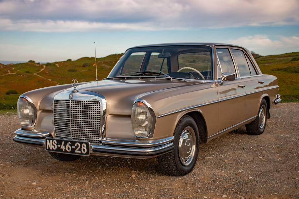 Mercedes 280SE