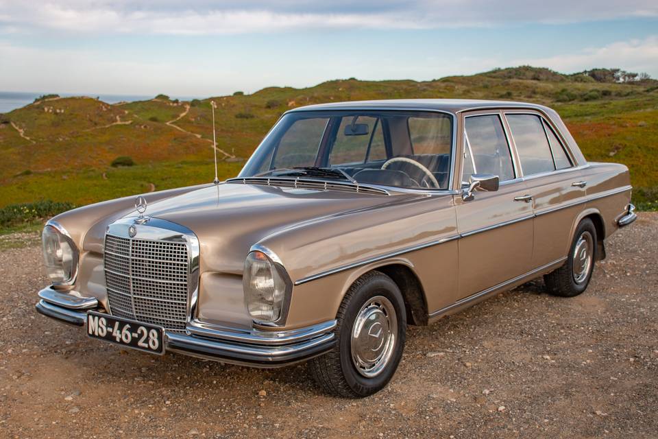 Mercedes 280SE