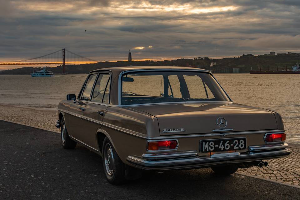 Mercedes 280SE