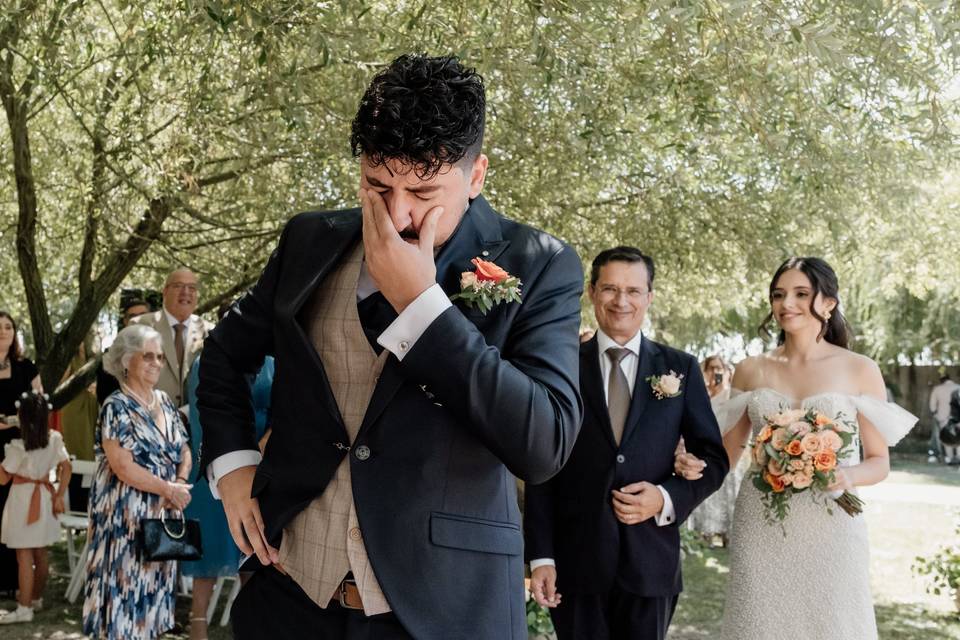 Emoção antes de ver a noiva