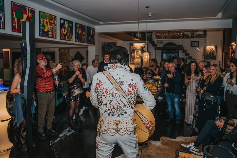 A solo