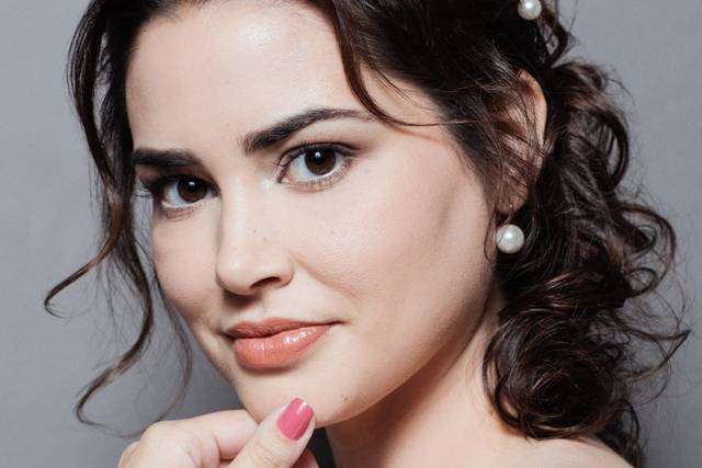 Sofia Chaves Makeup Artist