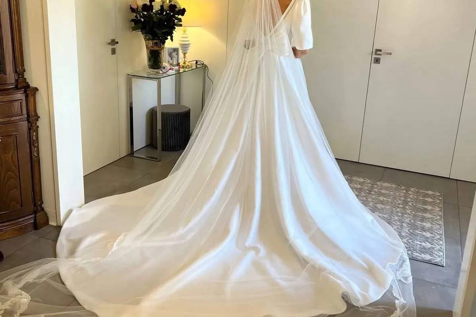 De acordo com o teu vestido