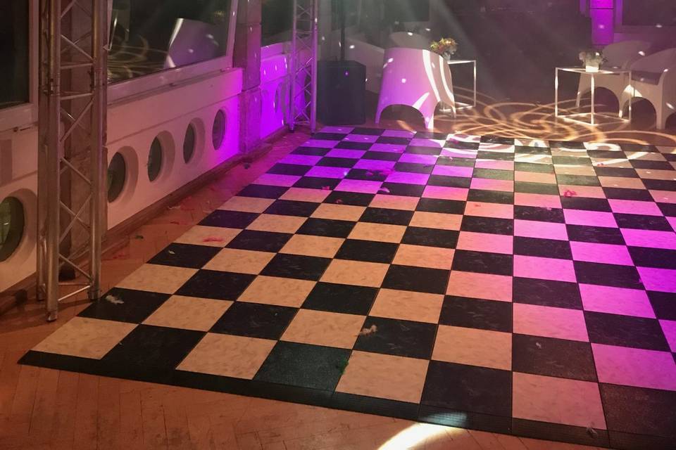 Aluguer pista de dança xadrez