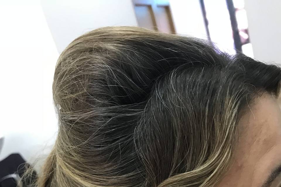 Elsa Abrantes Hairstylist