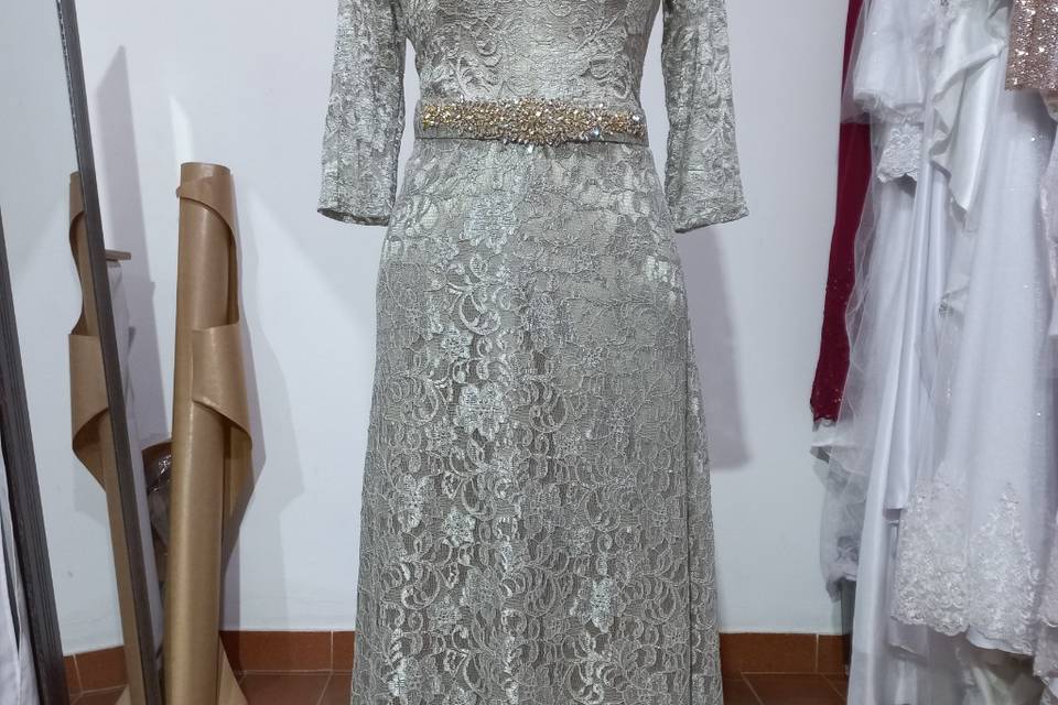 Vestido em renda mãe de Noiva