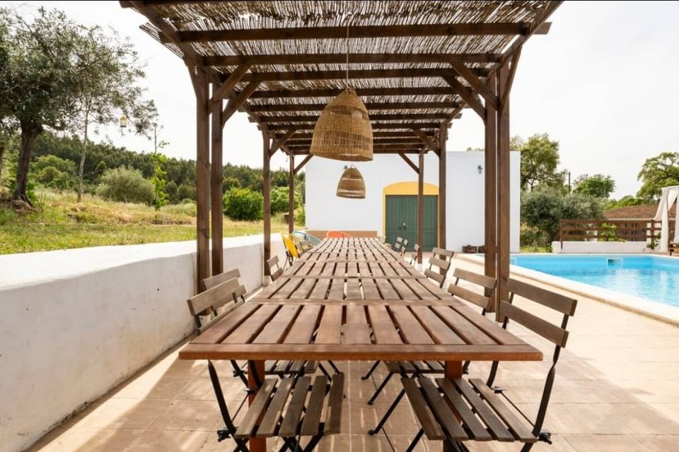 Pérgula piscina