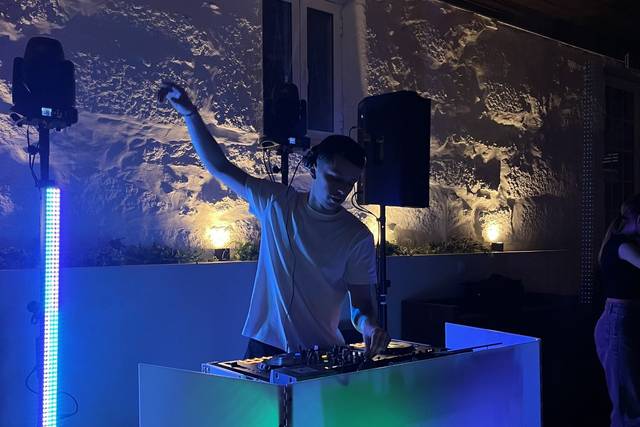 DJ JÚNIOR