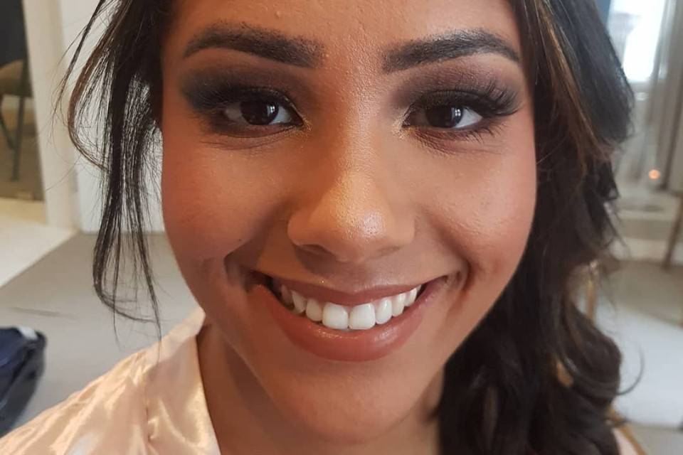Makeup dama laura