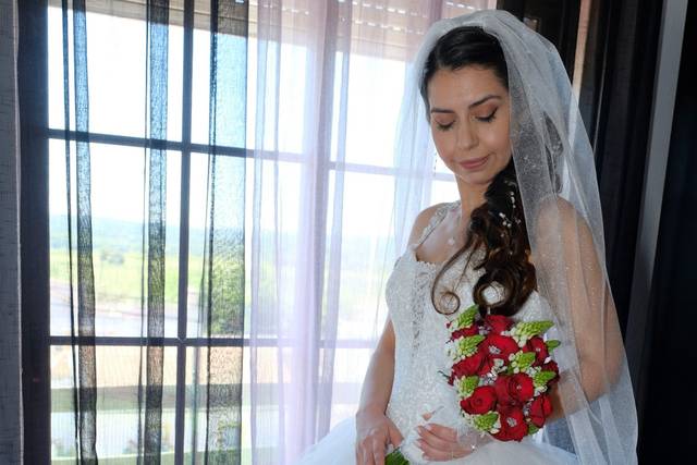 Make up bride