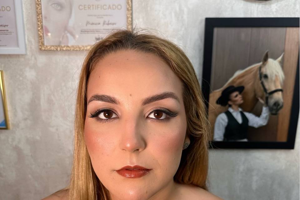 Makeup glam