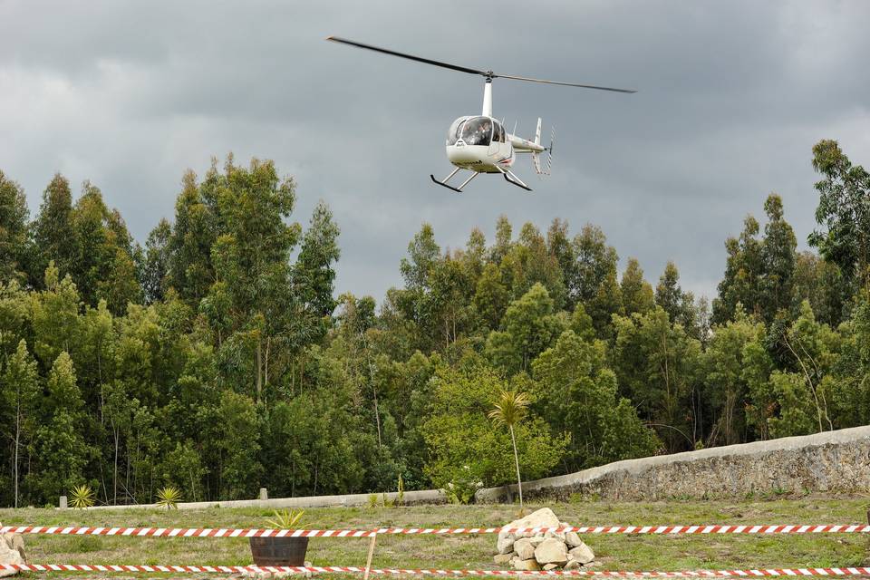 Helicóptero - Chegado Noivos