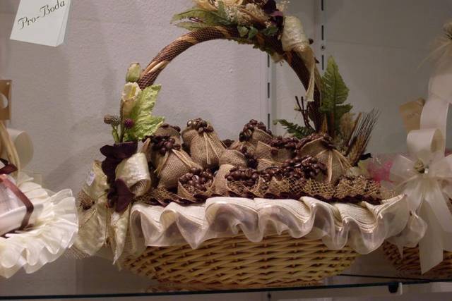 Cestinho com brindes