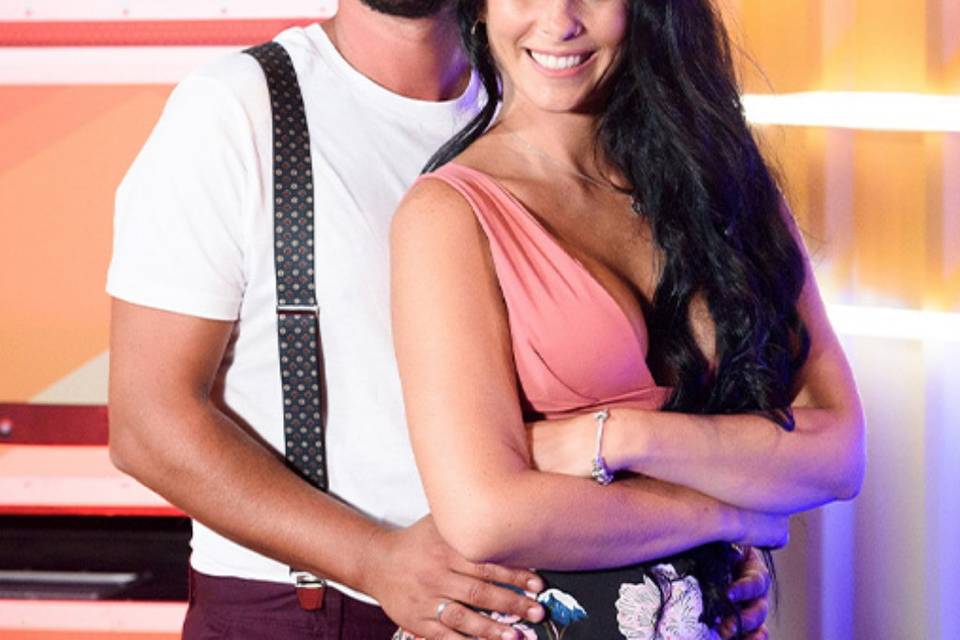 Dupla Sara Salazar e Tiago Sim