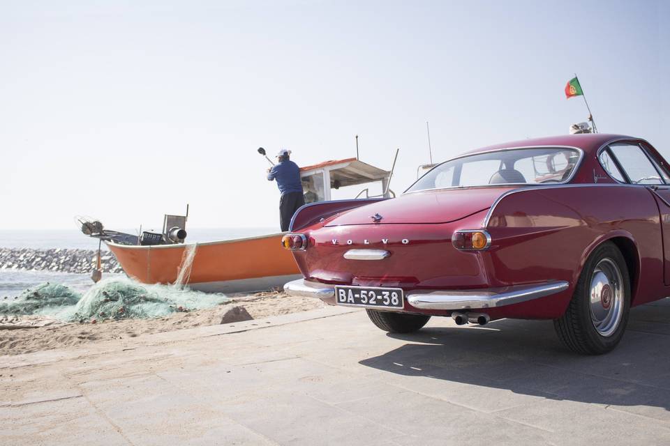 1961 | Volvo P1800