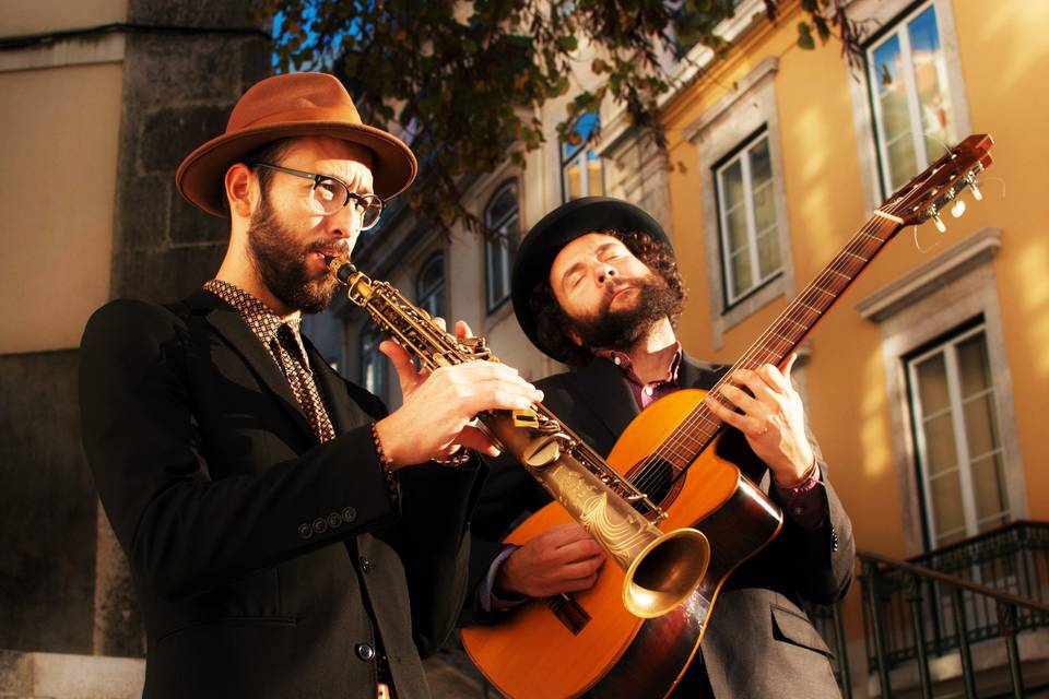 Duo: guitarra e sax soprano
