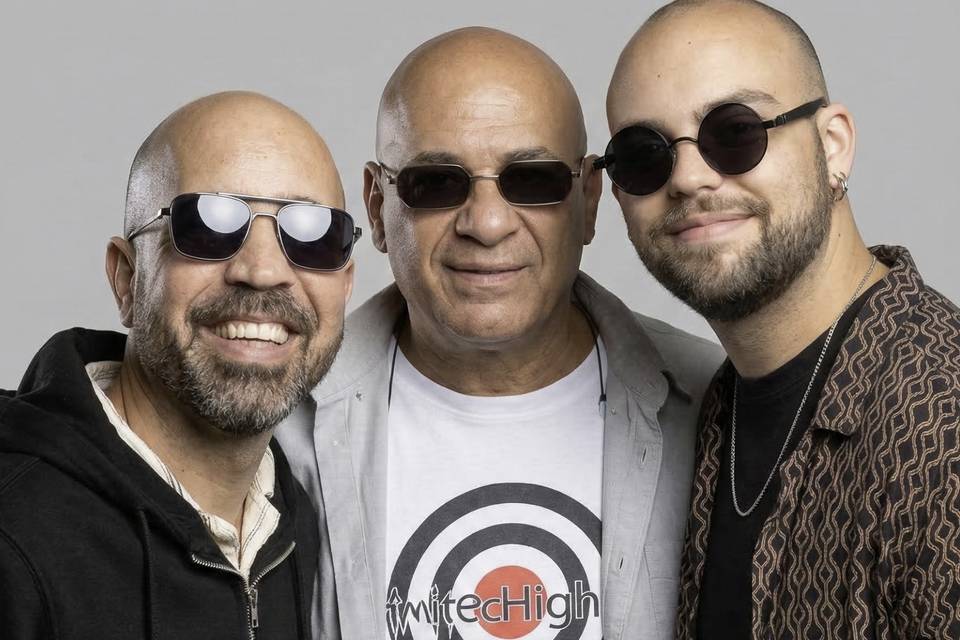 Drumms, Keys, Guitar