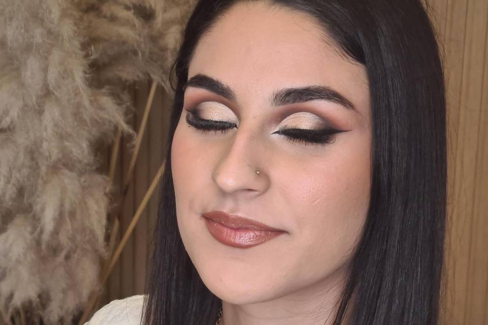 Cut Crease ✨️