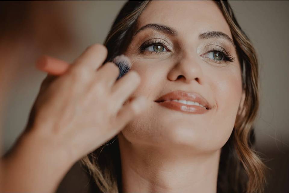 Raquel Leal Makeup