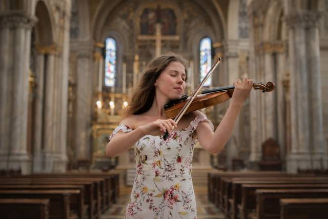 Beatriz Capote - Violino