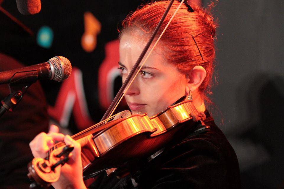 Violinista - Maria Mendonça