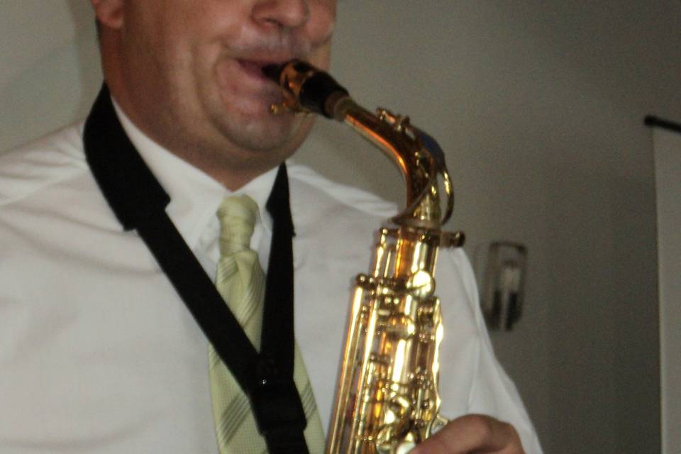 JR Sax