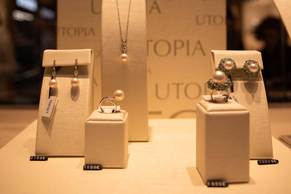 Utopia jewels