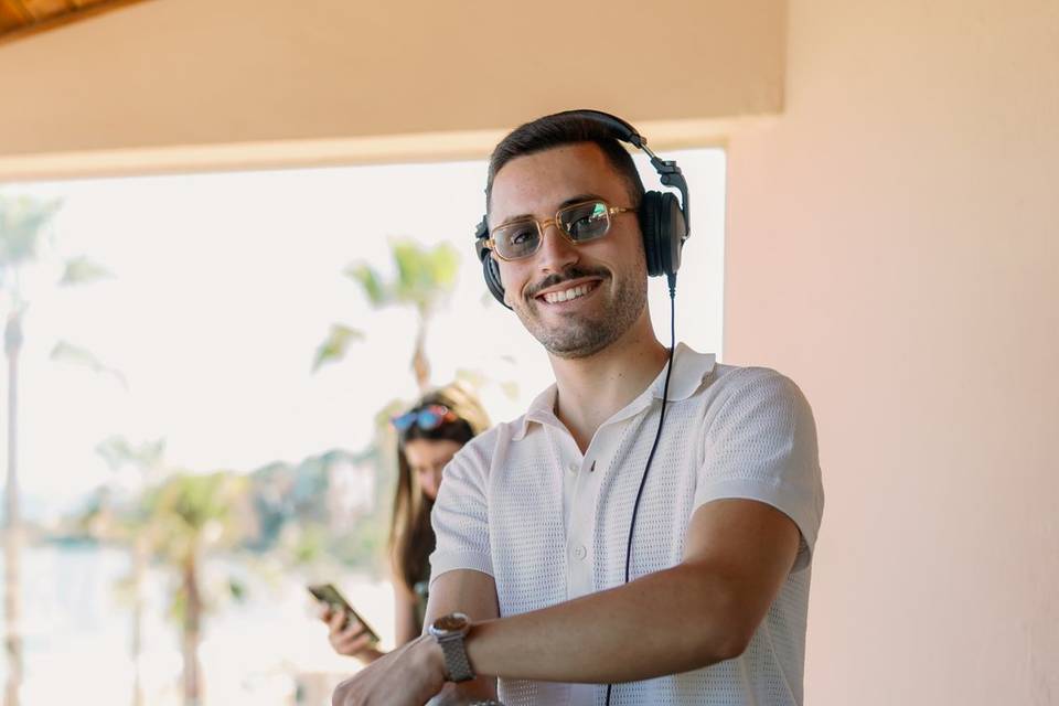 DJ -  Cocktail