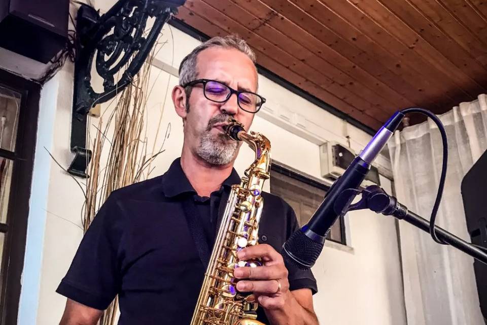 Sax cockrail