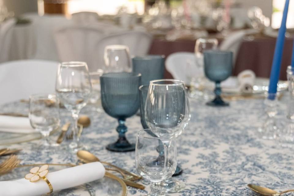 Azul/dourado