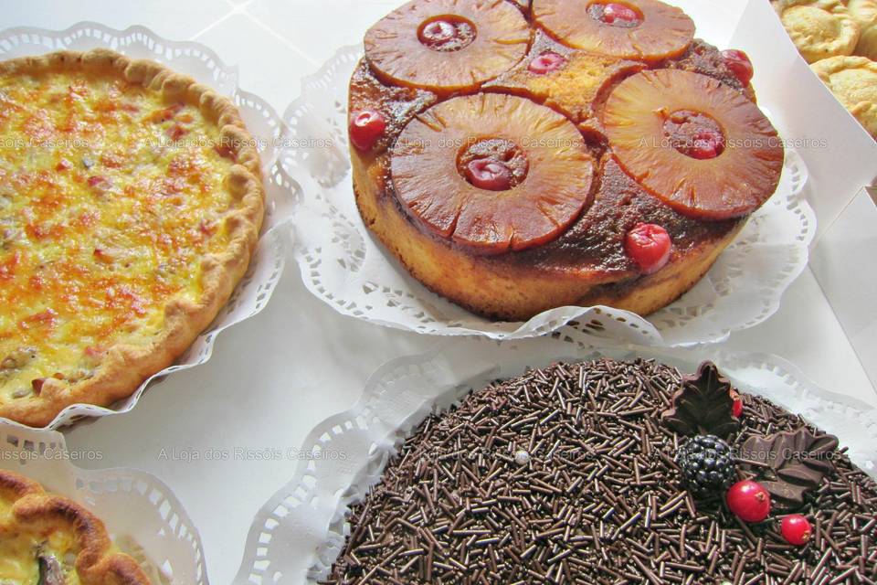 Quiches/Brigadeiro/Bolo ananas