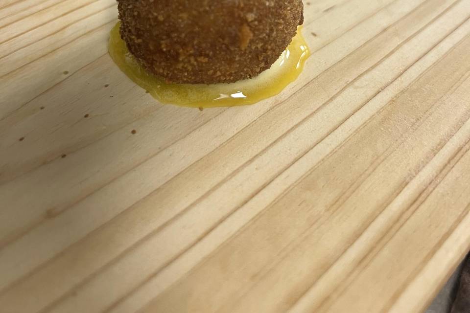 Croquete de arroz de pato