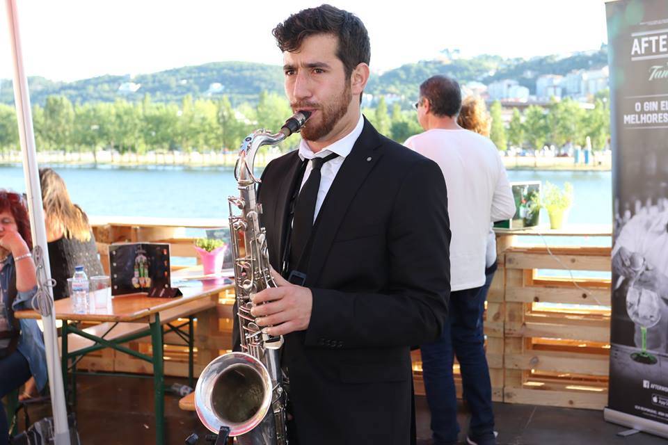 Saxofonista Tiago Vigia