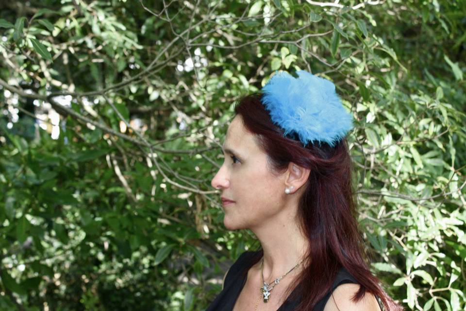 Fascinator penas turquesa