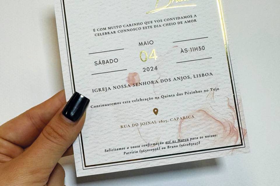 Detalhes em hot stamping gold