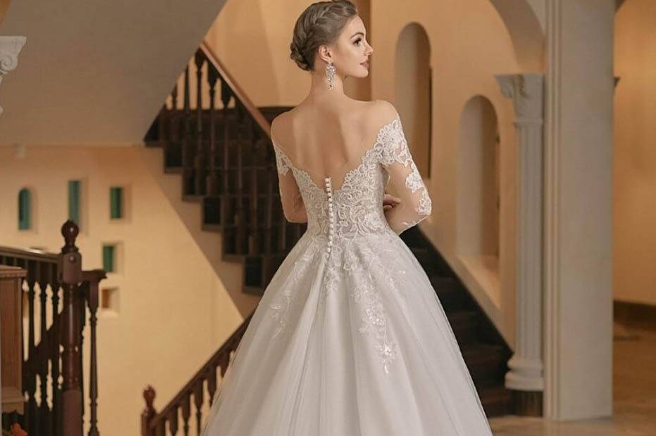 Vestido Tule e Renda