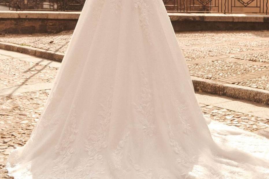 Vestido Tule e Renda