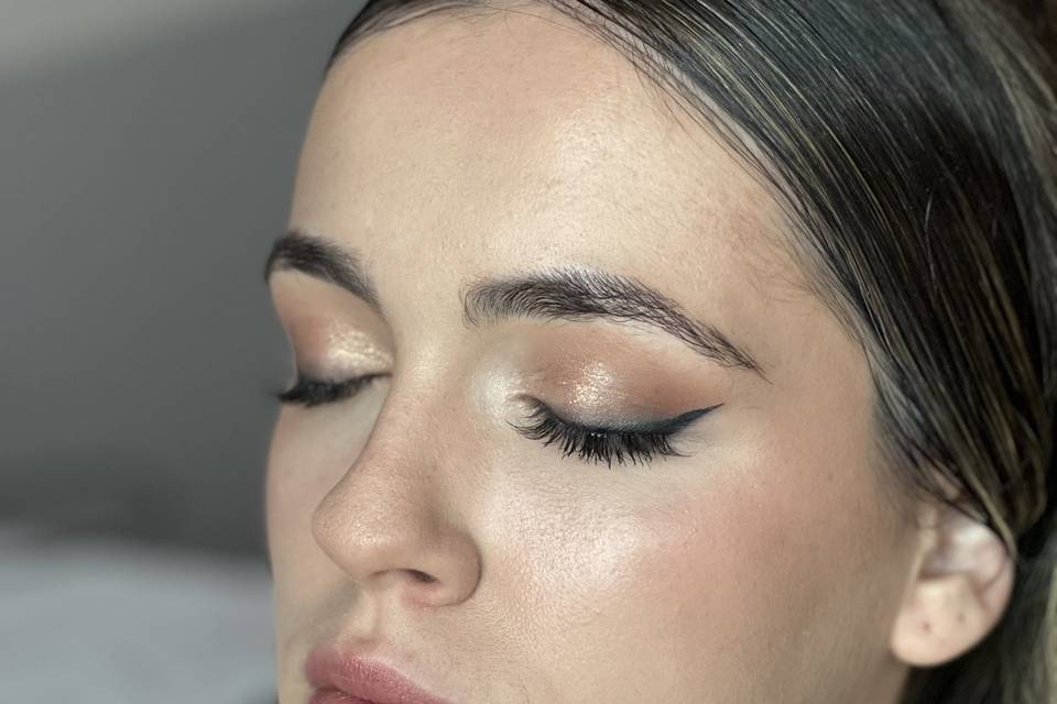 Makeup by Alwiyns
