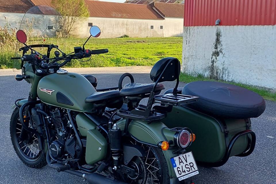 Dois lugares na moto