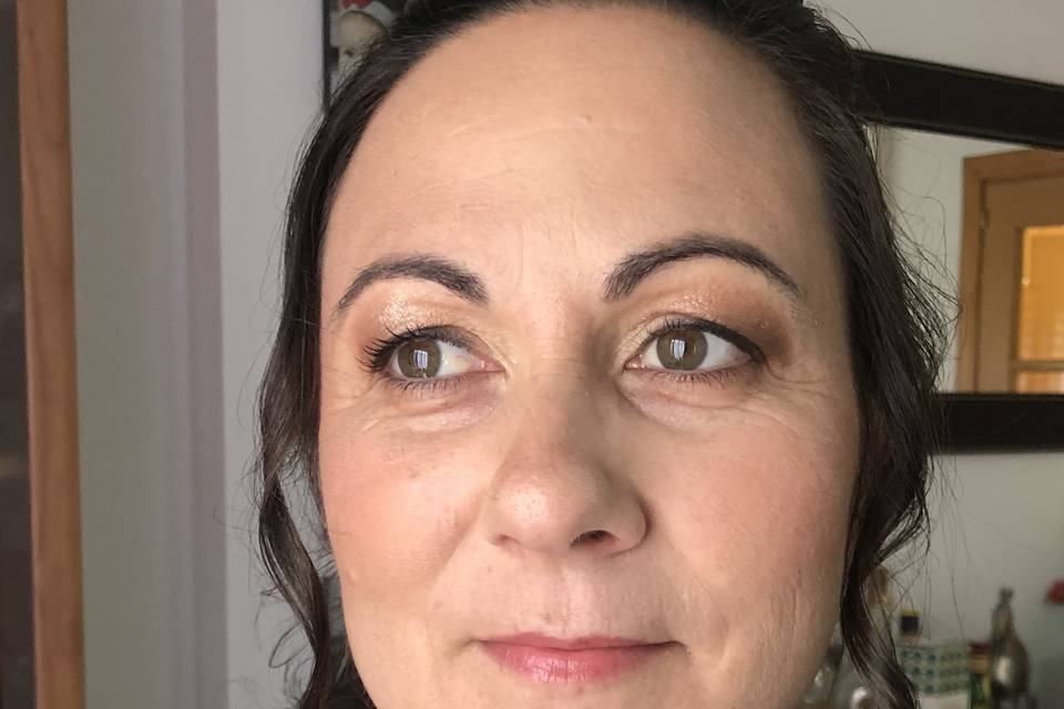 Tatiana Mourão Makeup