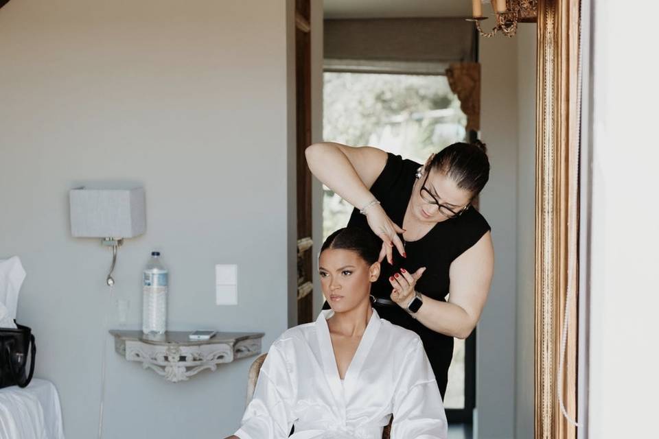 Aline Alves Makeup