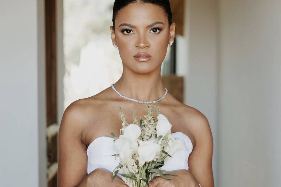 Aline Alves Makeup