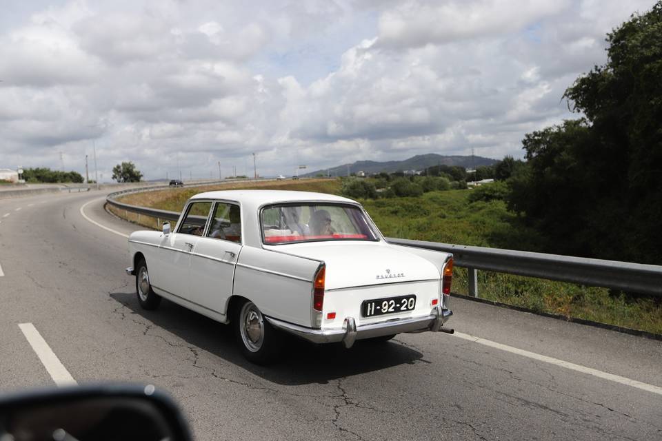 Peugeot 404_NOVIDADE 2024