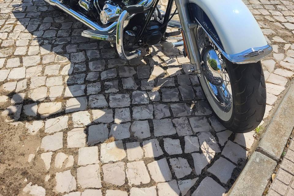 Harley-Davidson Softail Deluxe