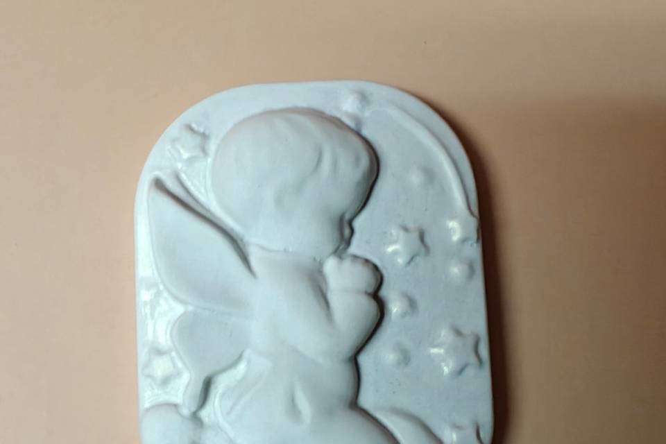 Menino primeiro comunhão gesso