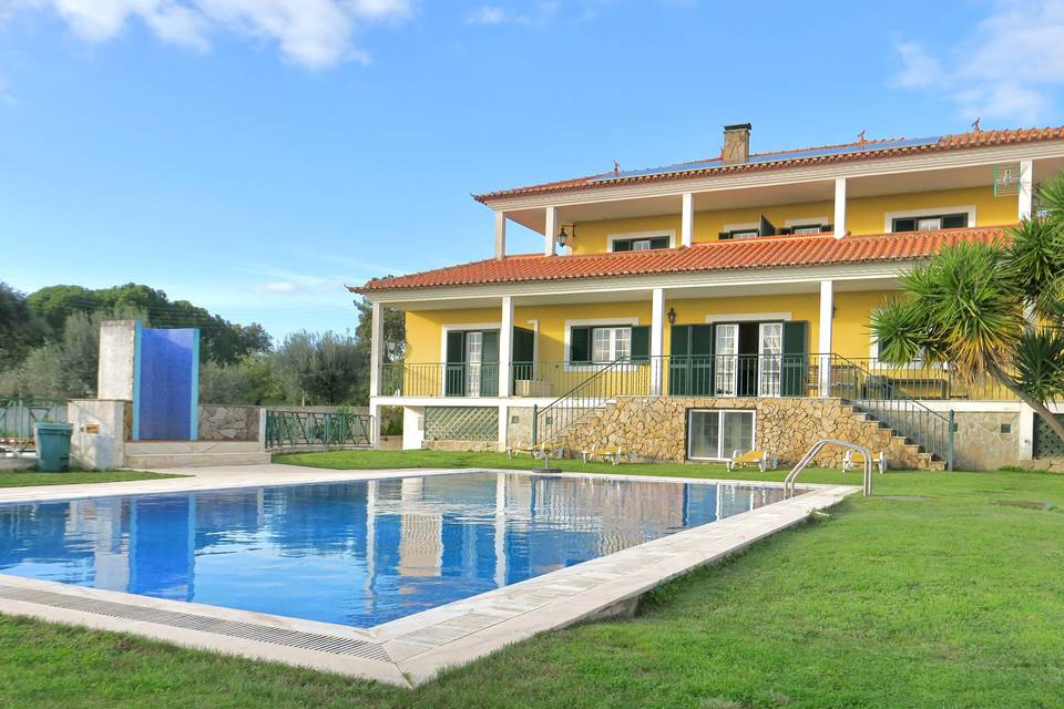 Zona Exterior Piscina